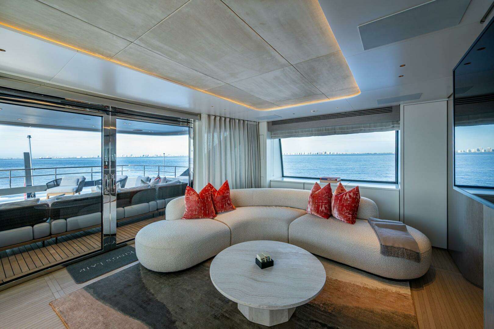 2023 Benetti 34M OASIS - Image 96