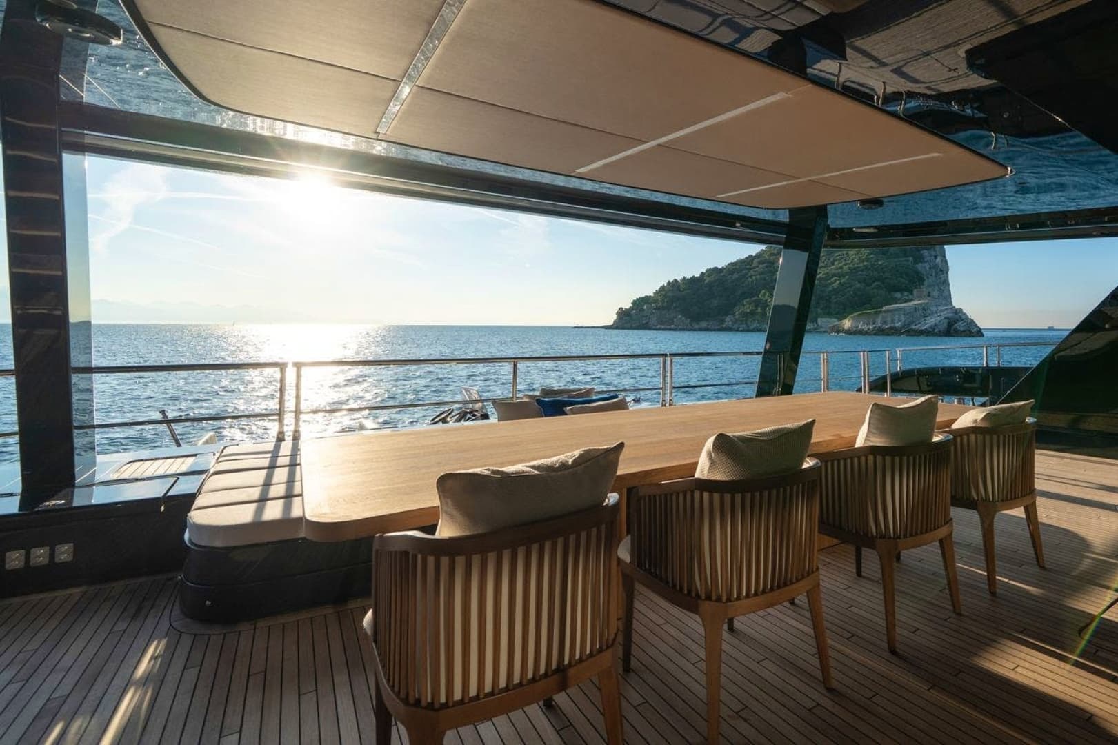 2025 SUNREEF YACHTS Sunreef 100 Power - Image 10