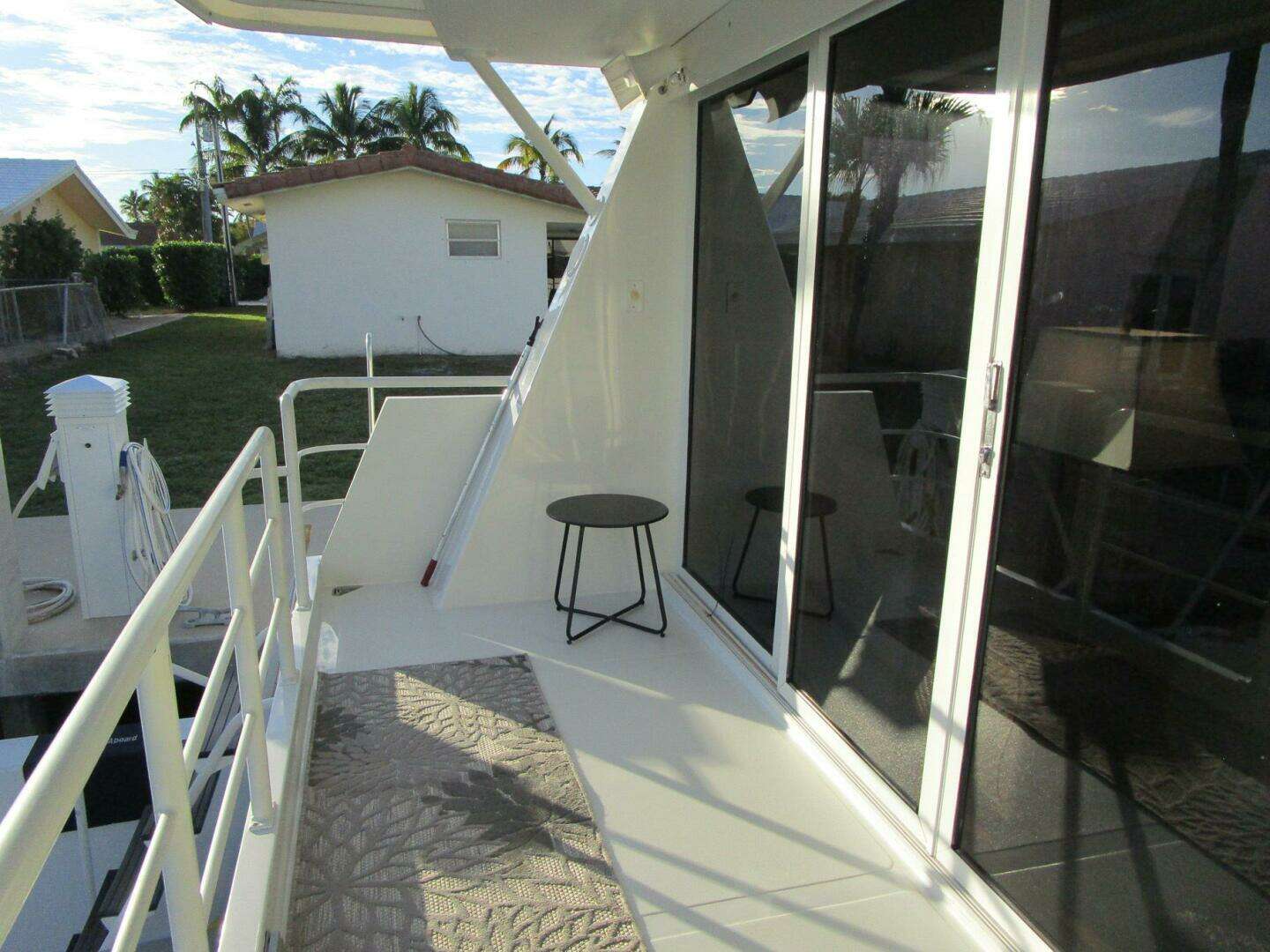 1990 Viking Cockpit Motor Yacht - Image 42