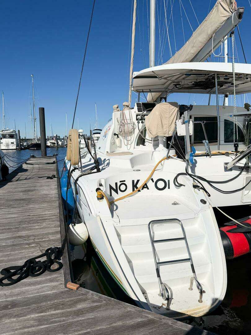 2005 Lagoon 380S - Image 5