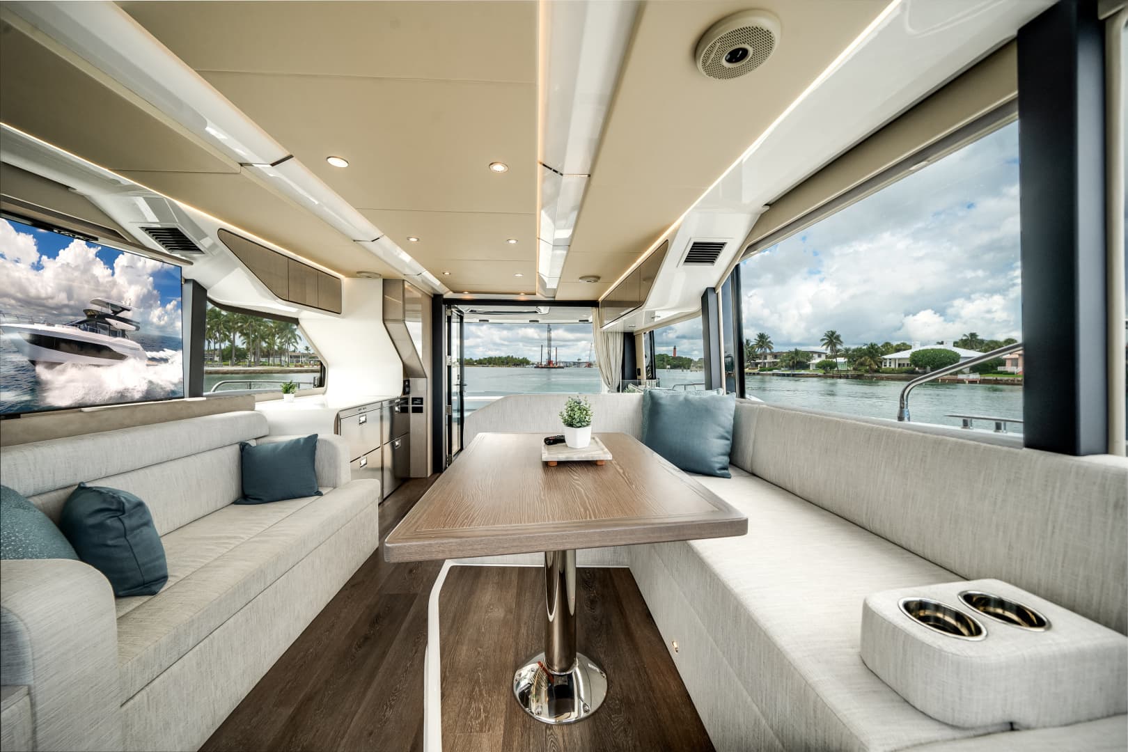 2026 Cruisers Yachts 57 FLY - Image 35
