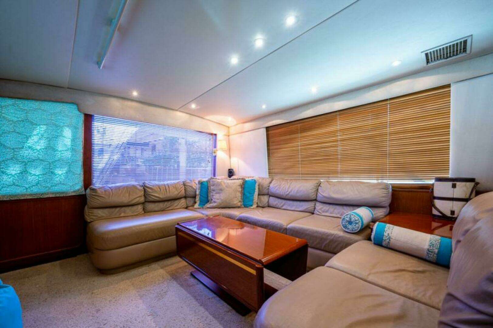 1999 Ocean Yachts 60 Convertible - Image 30