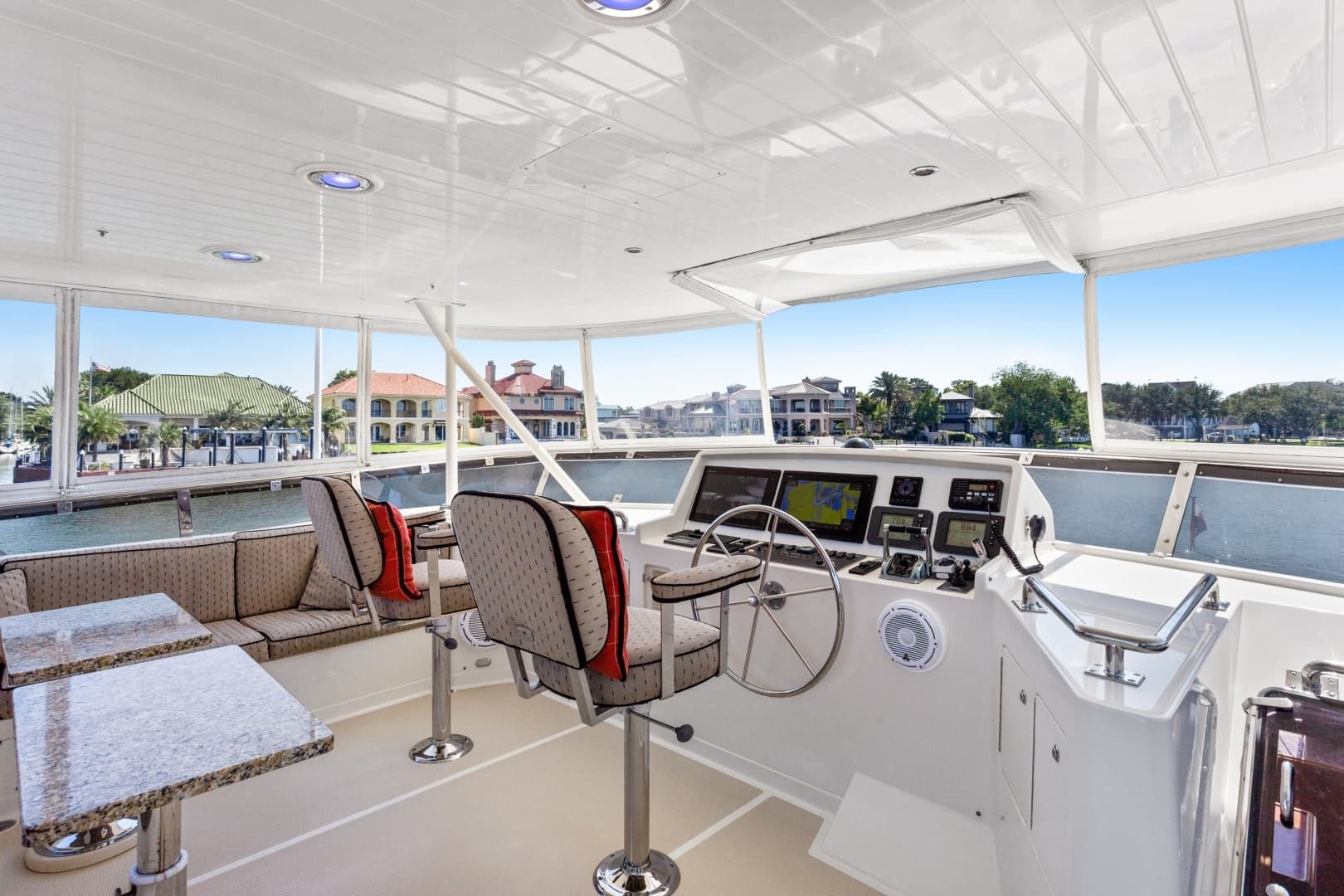 2005 Offshore Yachts Offshore 66 - Image 10