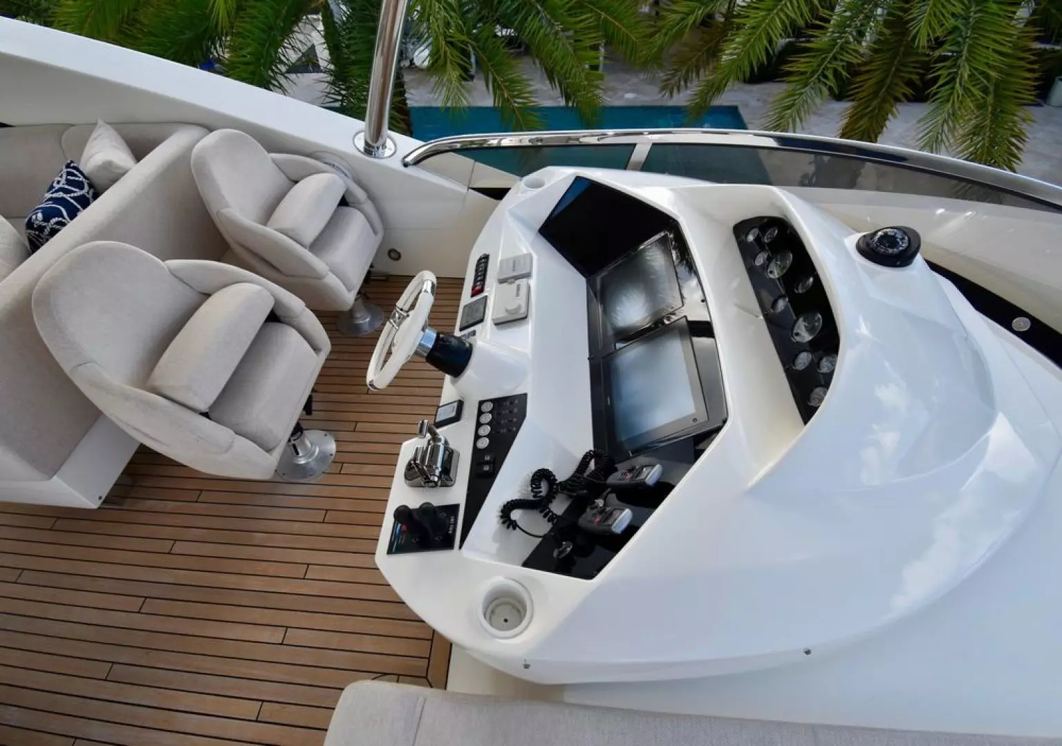 2014 Sunseeker Yacht - Image 28