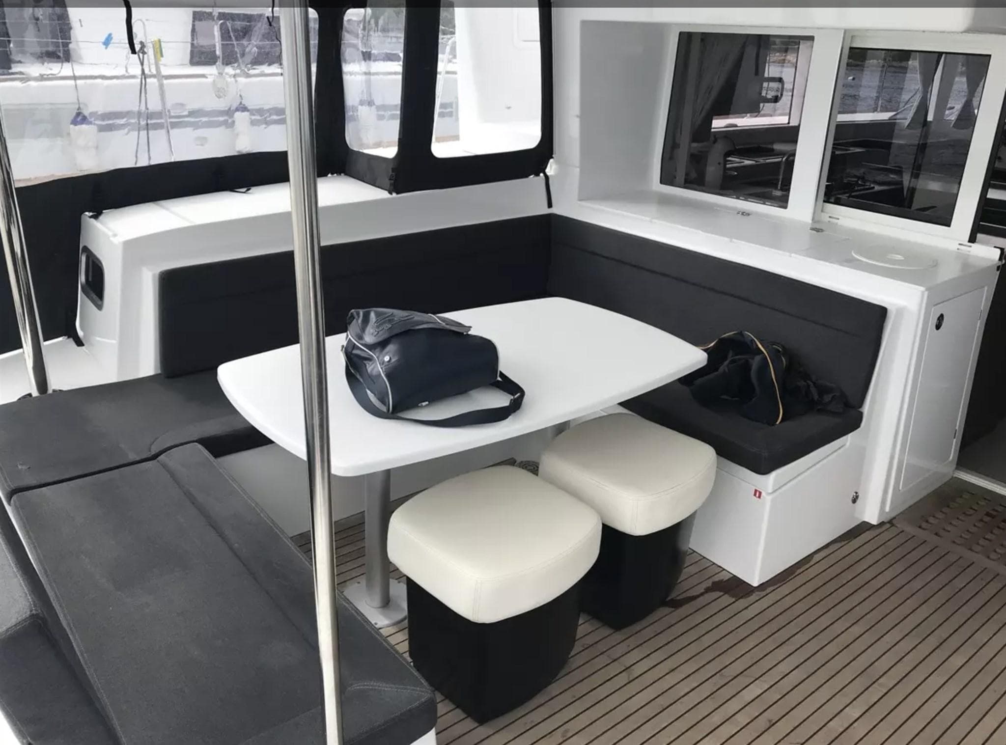 Lagoon 450F