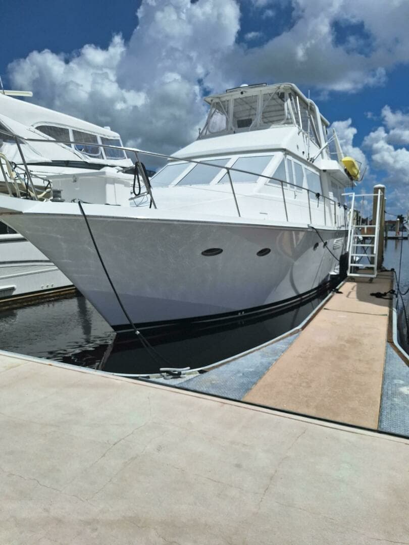 1988 Viking Motor Yacht - Image 2