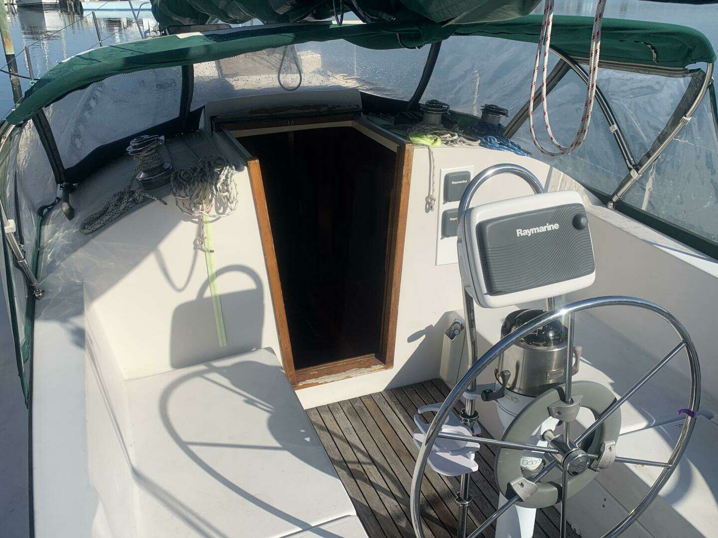 1987 Nonsuch Ultra 30 - Image 16