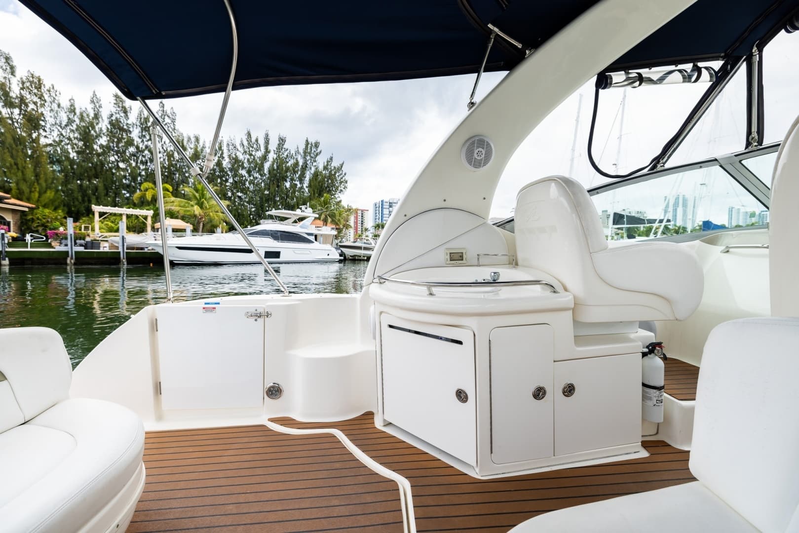 2007 Sea Ray 340 Sundancer - Image 27