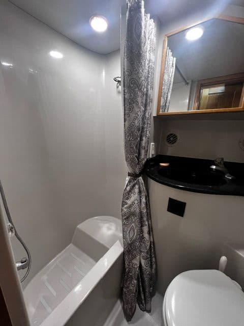 1997 Bluewater Yachts 510 - 7