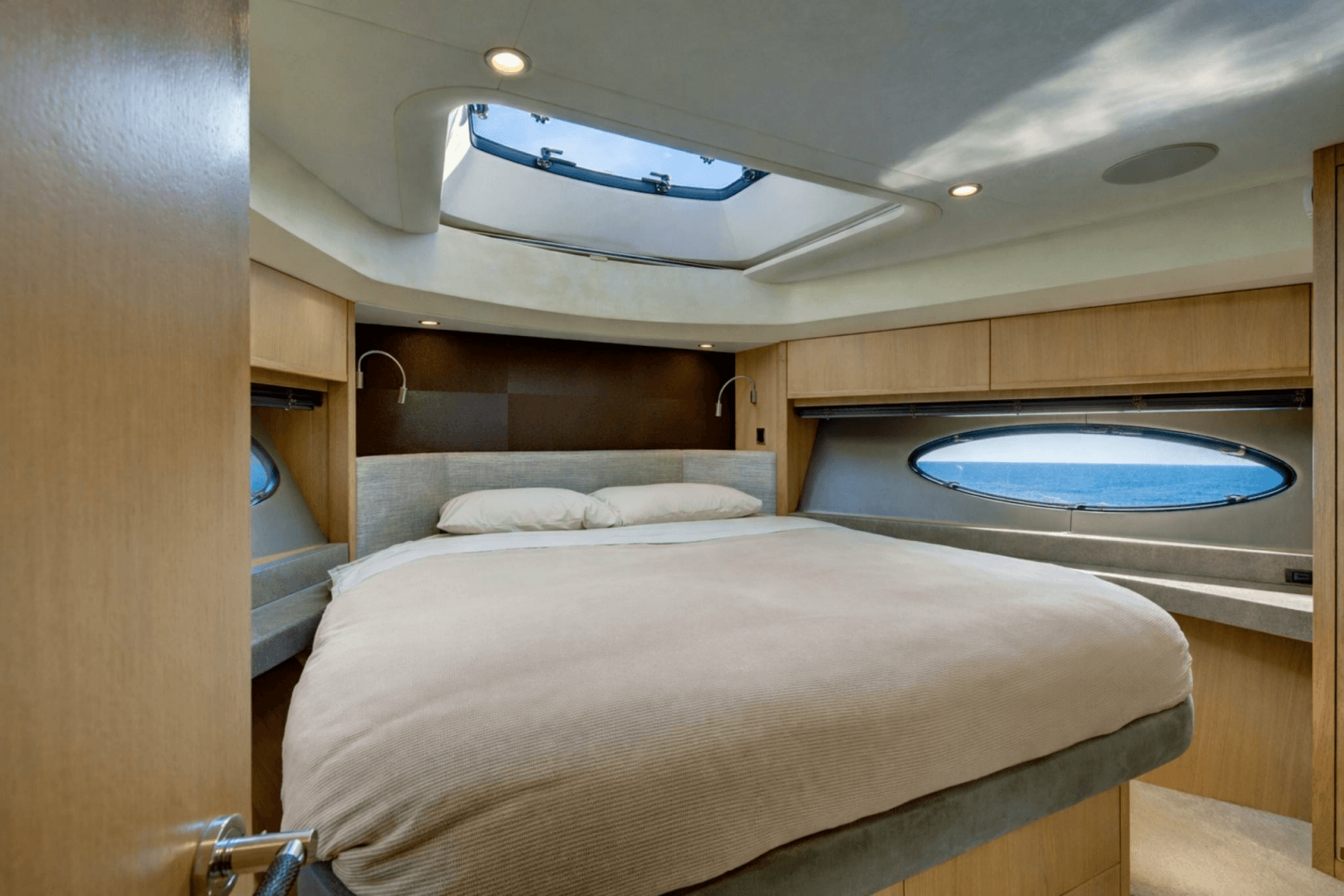 2014 Princess Yachts — - Image 16