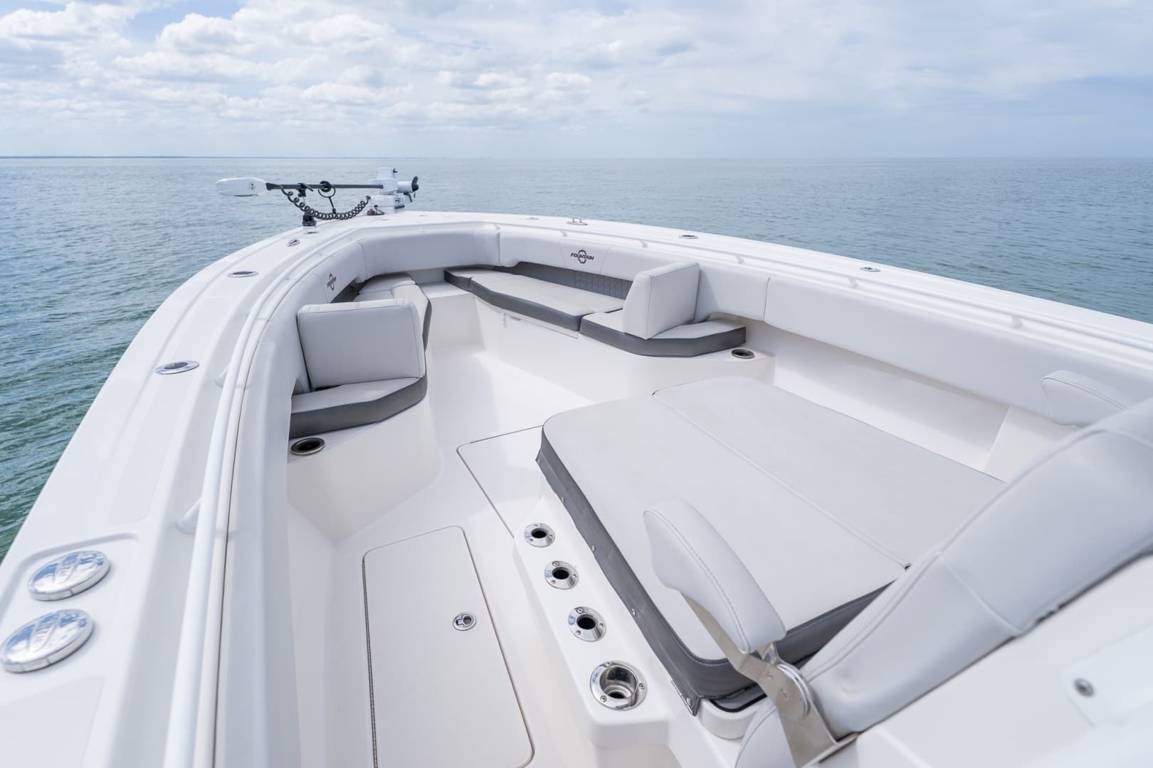 2021 Fountain 38 Center Console - Image 11