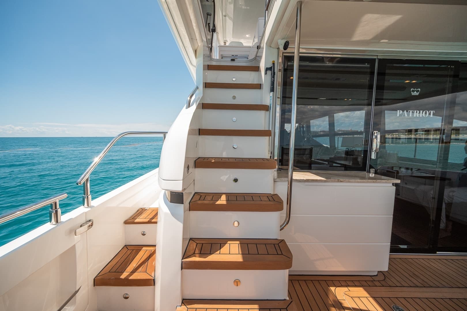 2017 Princess 68 Flybridge - Image 12