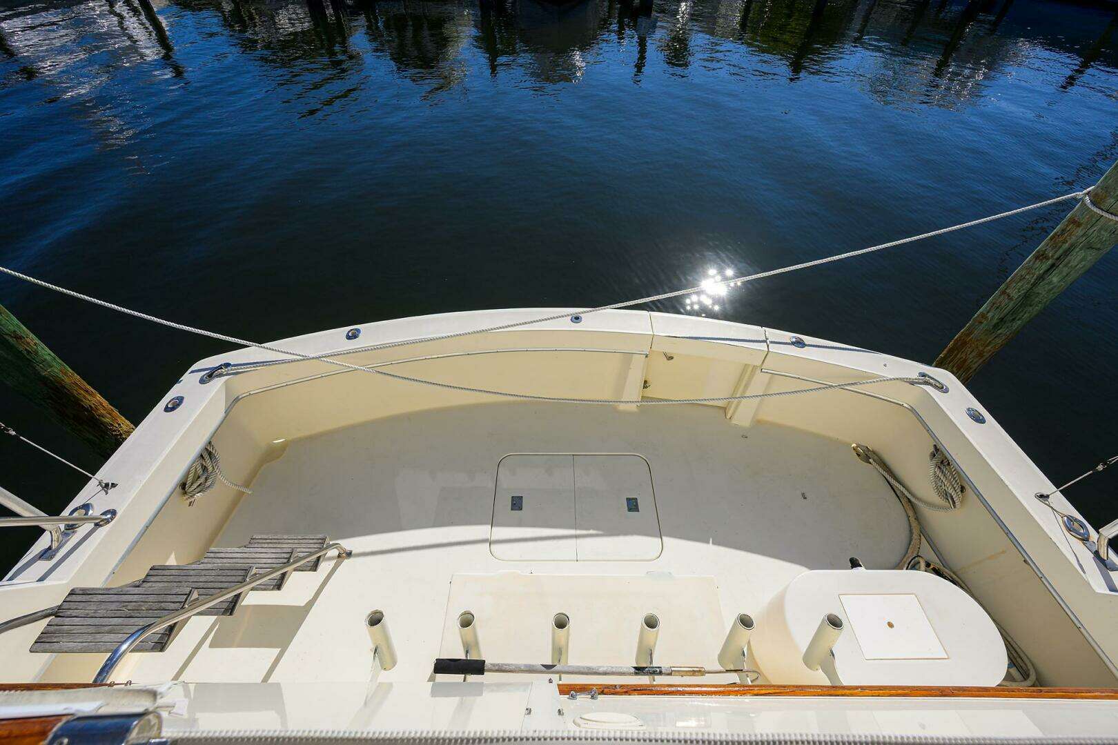 1987 Hatteras 63 Motor Yacht - Image 53
