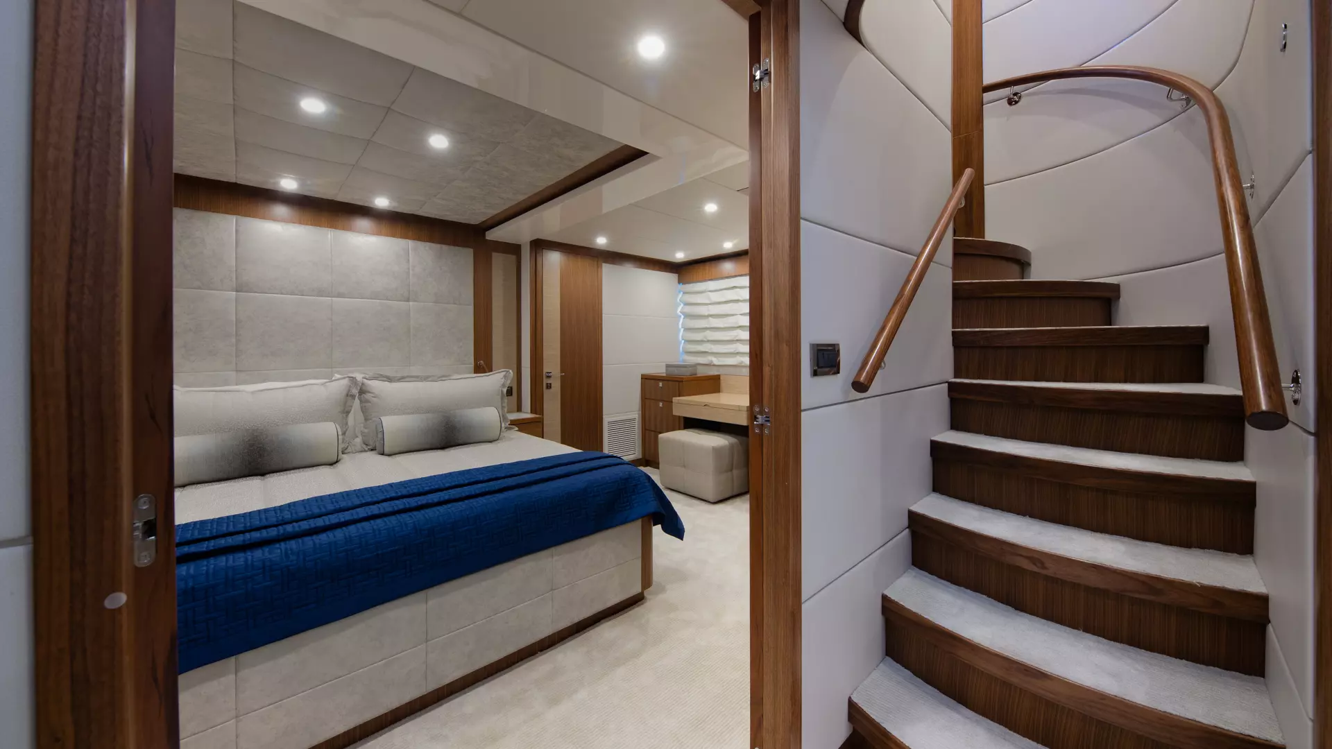 2026 Hargrave Raised Pilothouse - Image 52