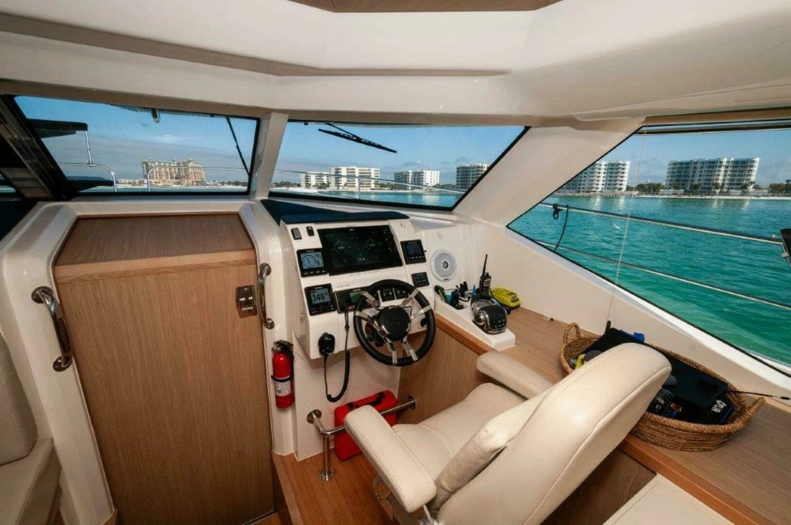 2018 Aquila 44 Yacht - Image 31