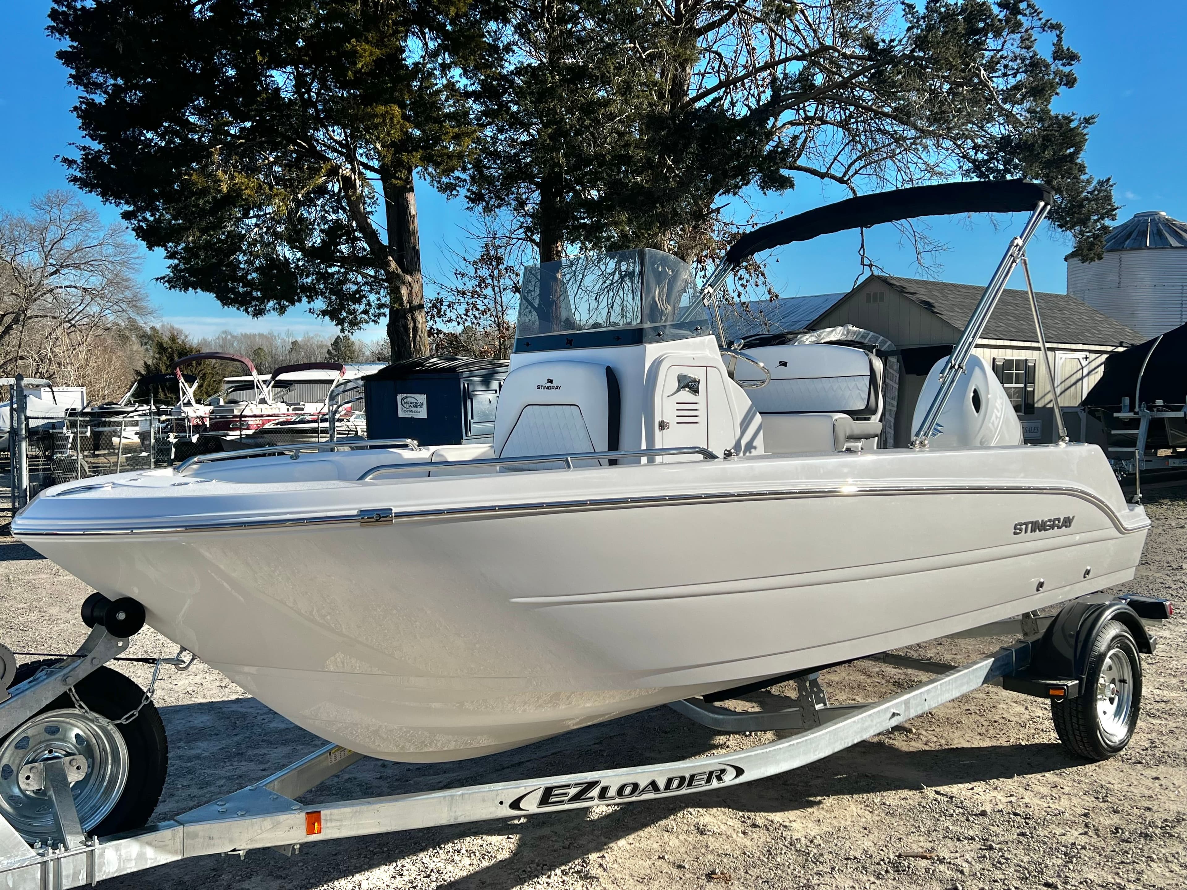 2026 Stingray 173CC (Center Console)