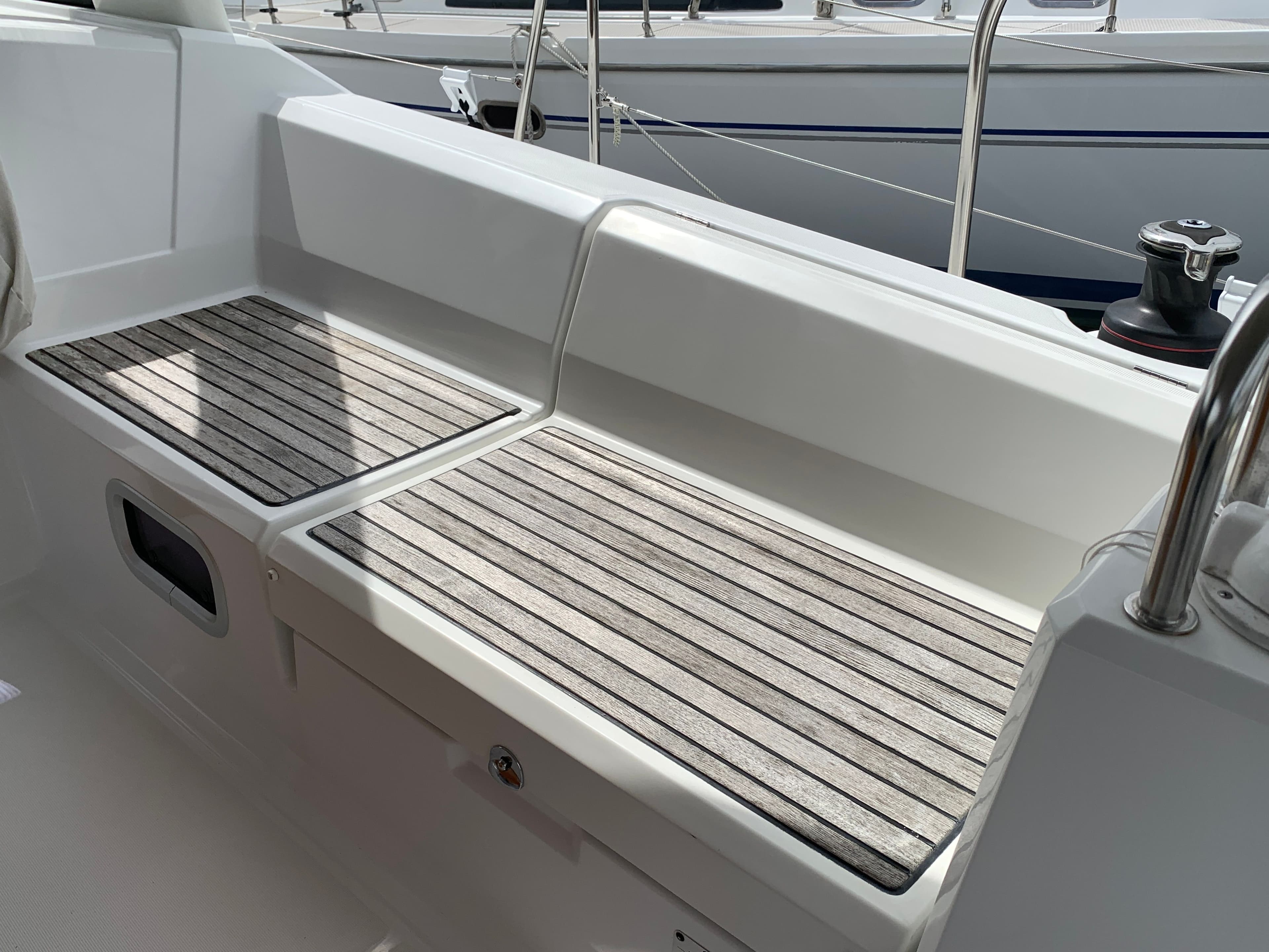 2018 Beneteau Oceanis 38.1 - 74