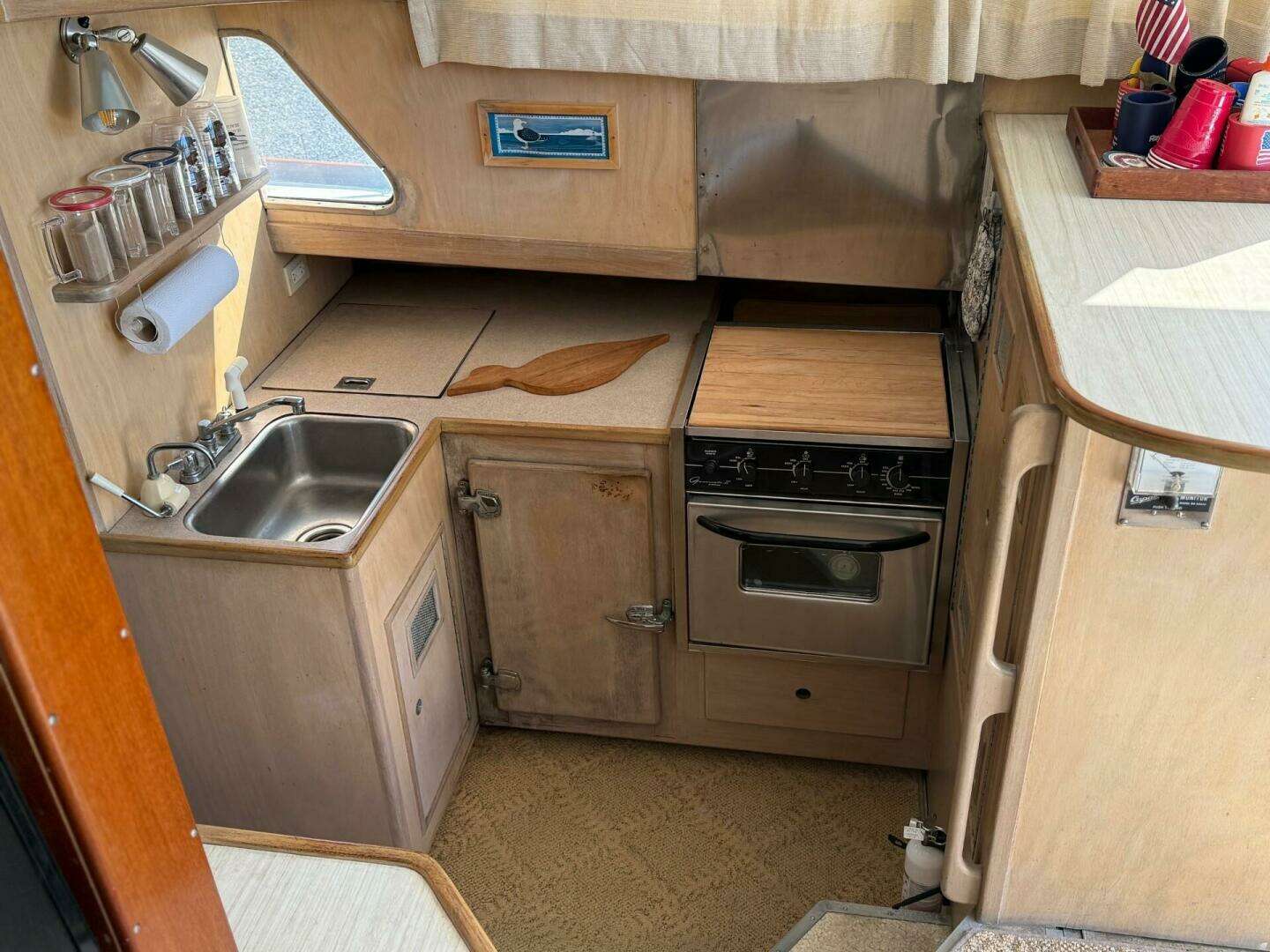 1967 Custom 42’ Flybridge Cruiser - Image 28