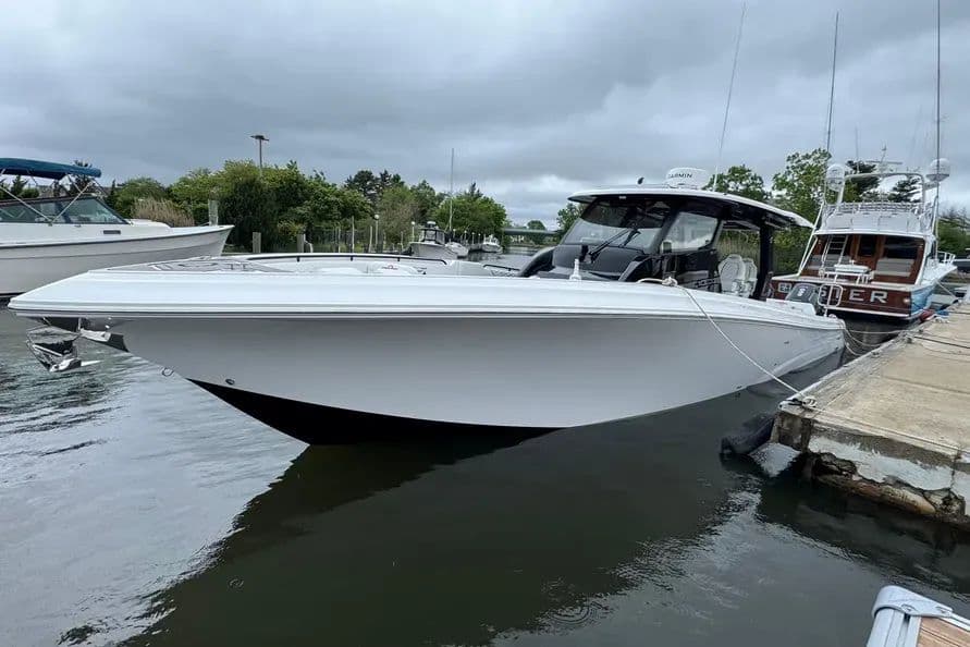 2025 Fountain Powerboats 43 SCX 2