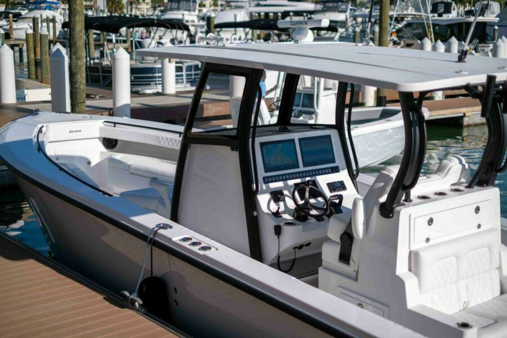 2026 Reef Runner 340 - Image 5