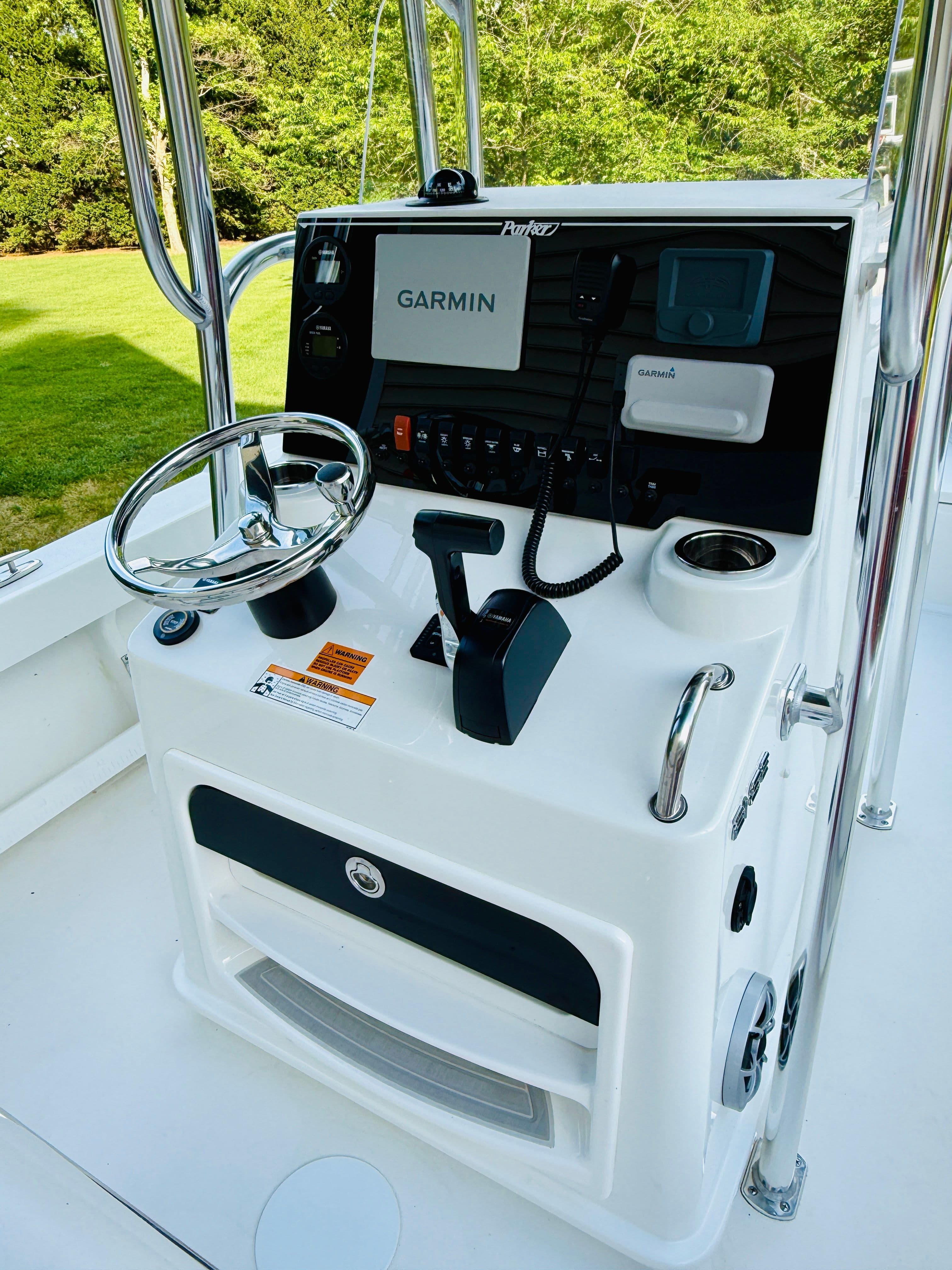 Parker 21 boat helm with Garmin system, model year 2024.