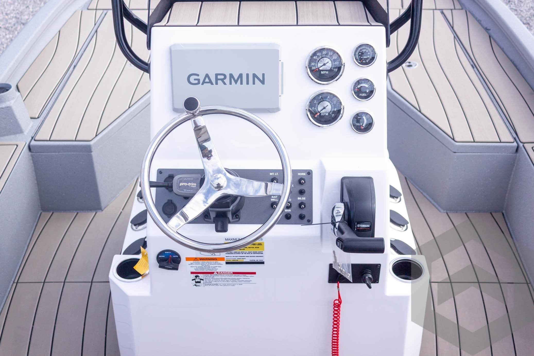 2026 Vexus ACX 2150 boat dashboard with Garmin navigation and control panel.