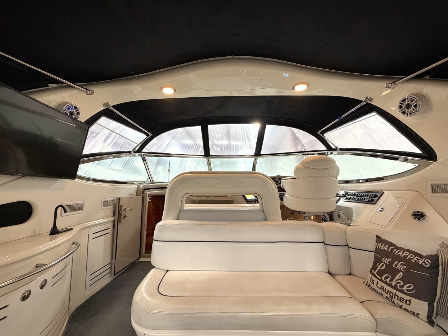 2001 Sea Ray 510 Sundancer 800 CAT - Image 10