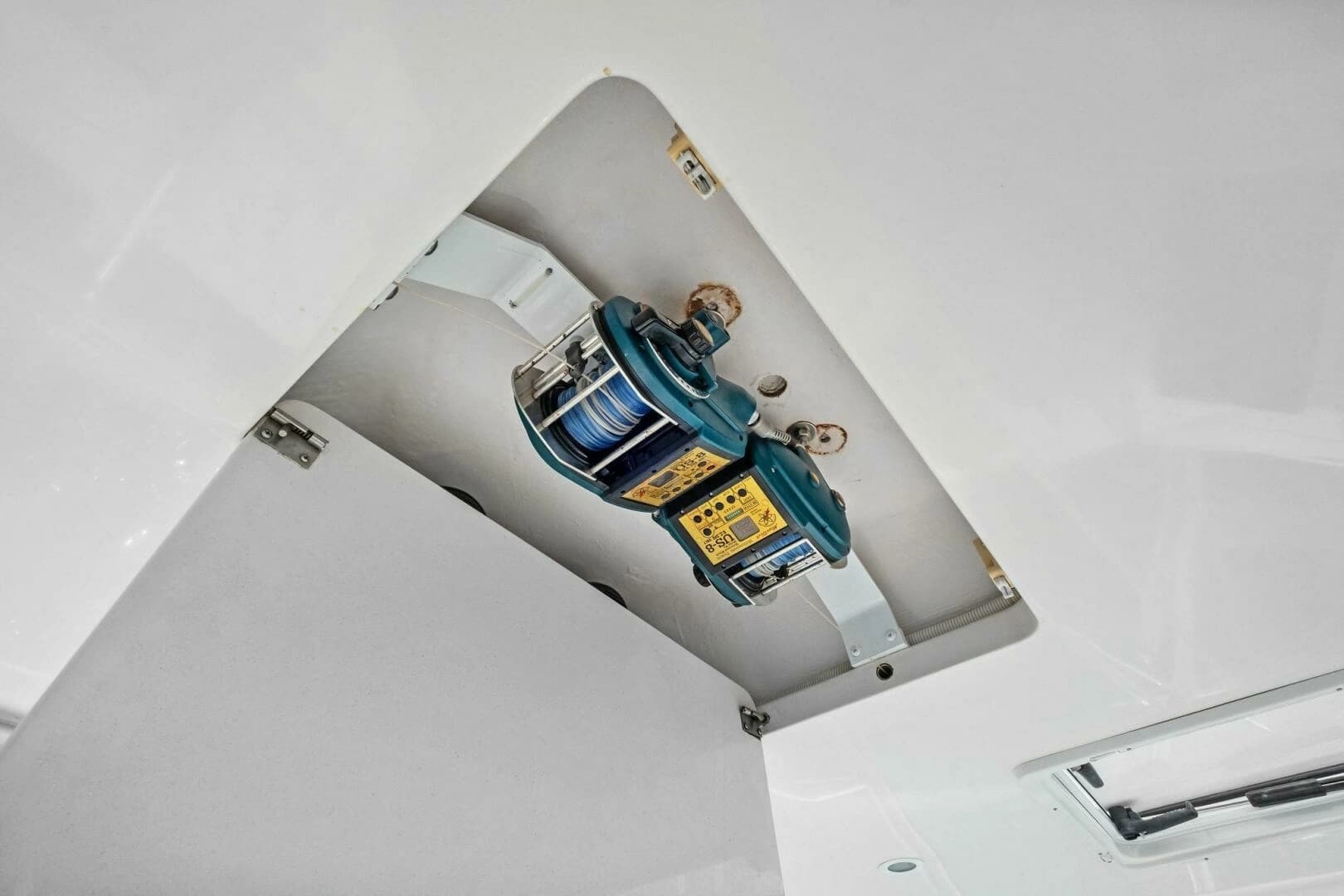 2006 Viking 56 Convertible - Image 49