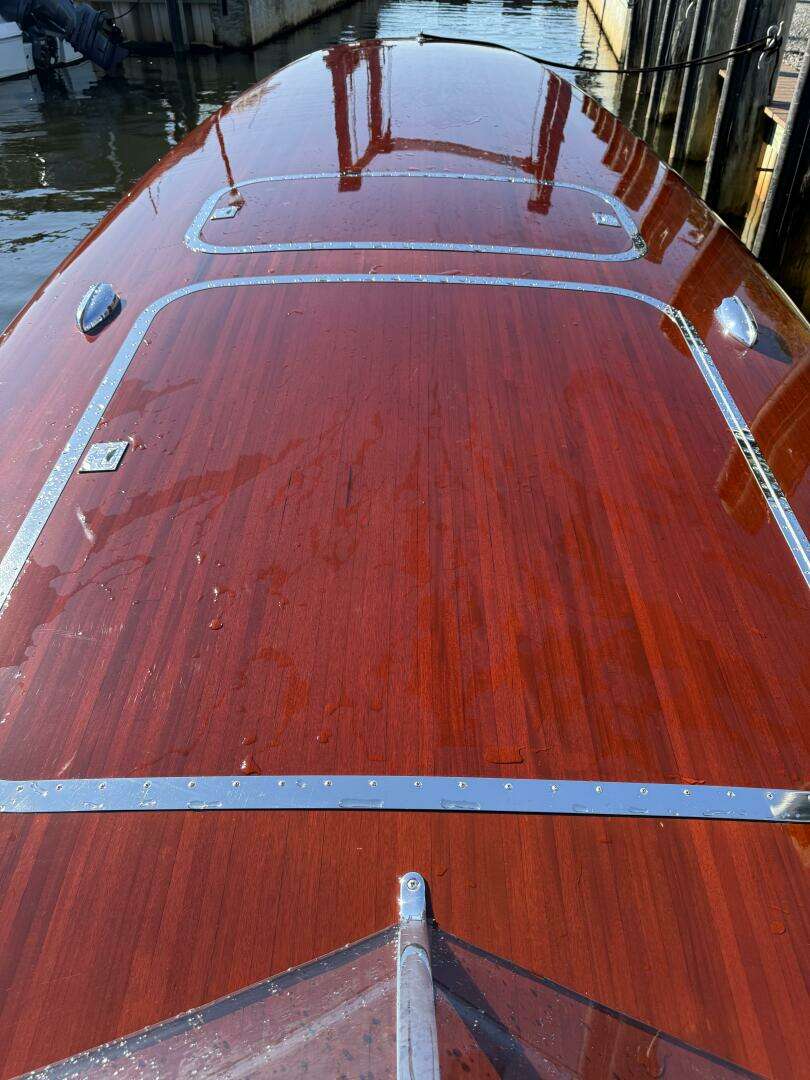 1998 Custom 30 Gentleman's Racer - Image 32